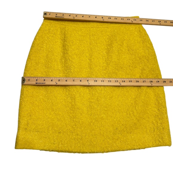 Kate Spade Yellow Tweed Mini Skirt Size 8 - Picture 4 of 8